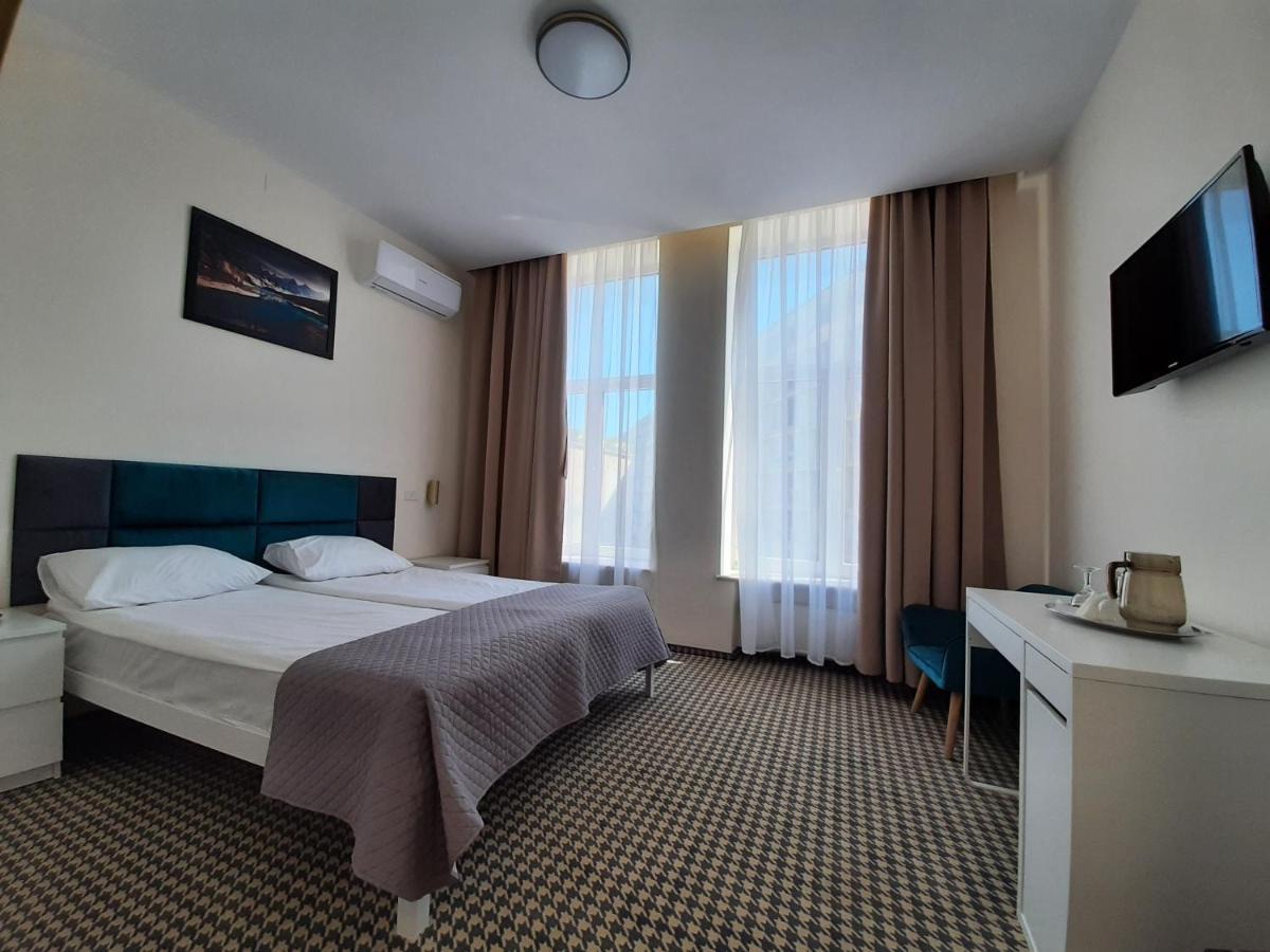 Hotel Astoria City Center Iasi Eksteriør bilde